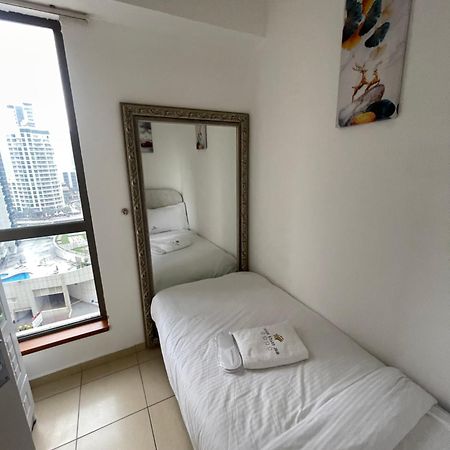 Hotel Four Stars Dubai Marina Jbr Exteriér fotografie