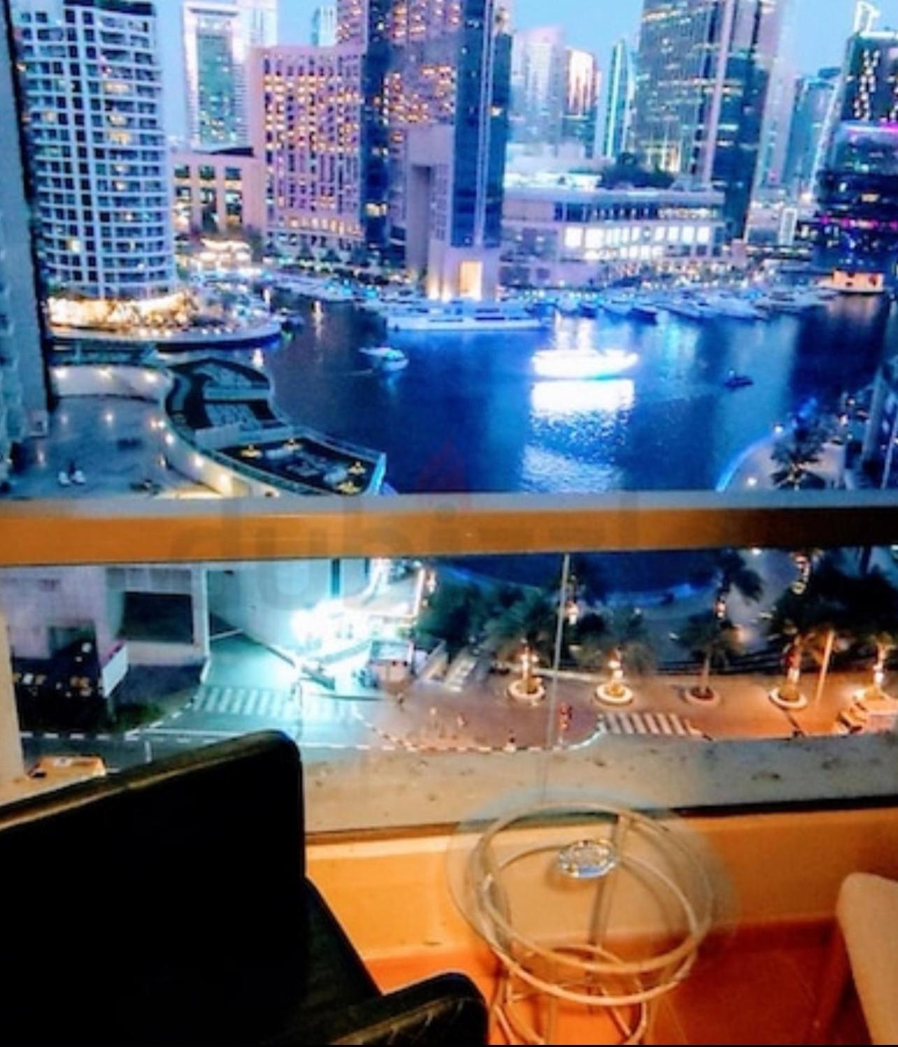 Hotel Four Stars Dubai Marina Jbr Exteriér fotografie