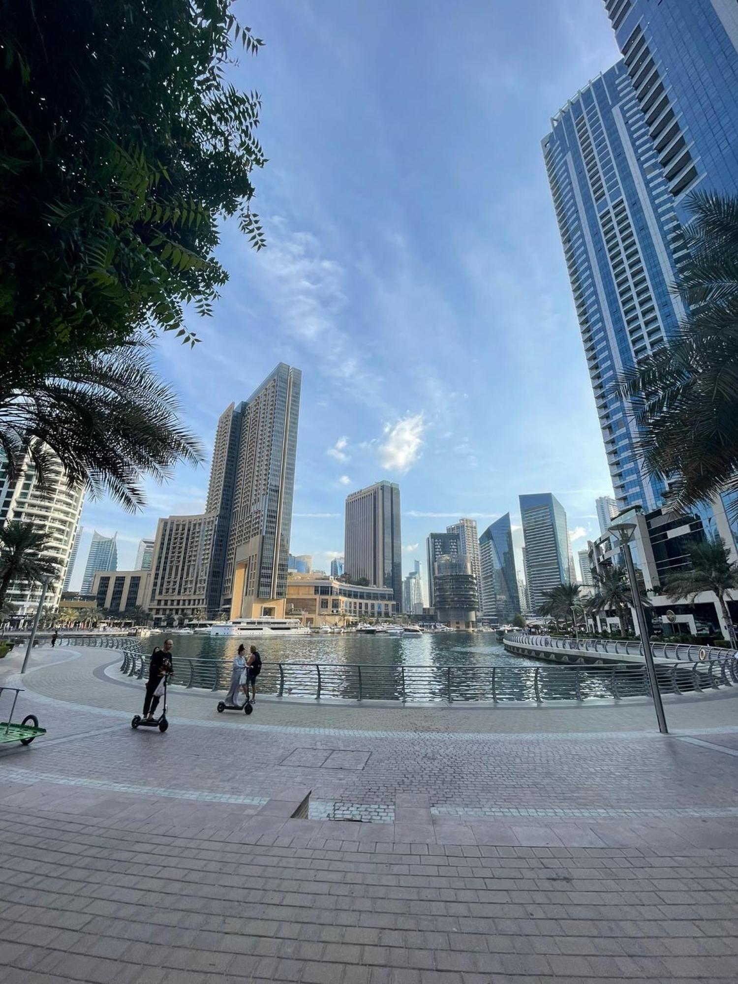 Hotel Four Stars Dubai Marina Jbr Exteriér fotografie