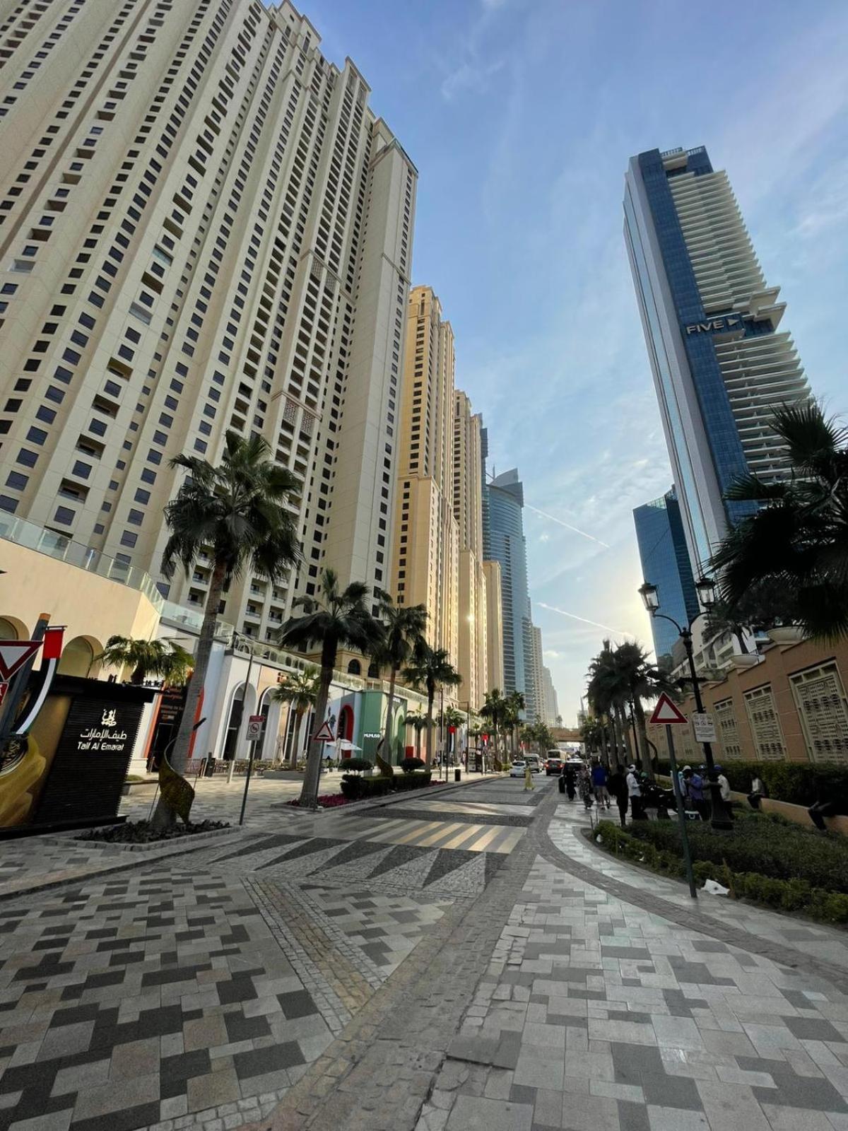 Hotel Four Stars Dubai Marina Jbr Exteriér fotografie