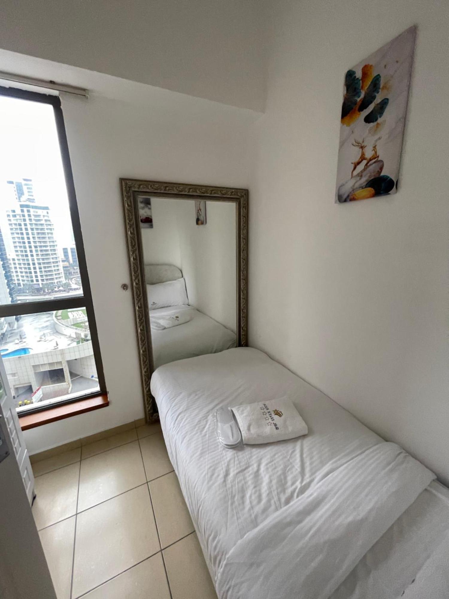 Hotel Four Stars Dubai Marina Jbr Exteriér fotografie